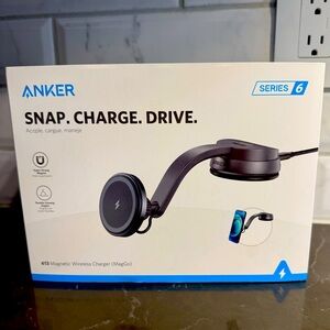 Anker Magnetic Wireless Charger